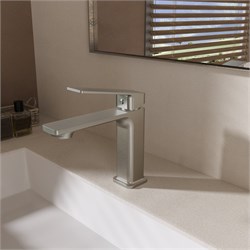 VINCEA Смеситель для раковины Core VBF-4CO1BN, брашированный никель VBF-4CO1BN