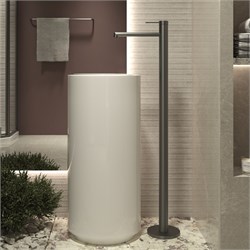 VINCEA Смеситель для раковины напольный Rim VFBF-2R1GM, однорычажный, вороненая сталь VFBF-2R1GM