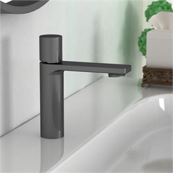 VINCEA Смеситель для раковины Vogue VBF-4V3GM, вороненая сталь VBF-4V3GM