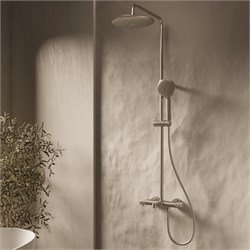 VINCEA Душевая стойка Desire VSFS-1D1TBN термостатическая с изливом, 25см верх душ, брашированный никель VSFS-1D1TBN