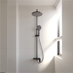 VECONI Душевая стойка FERRI, чёрный матовый FE-110-B-C4